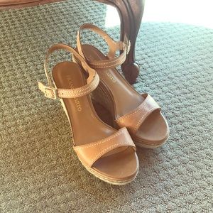 👡Franco Sarto leather wedges size 8👡